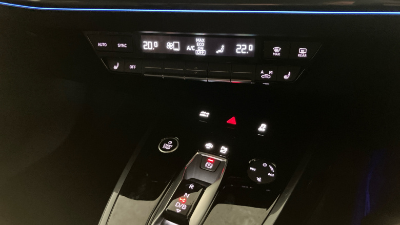 Audi Q4 e-tron 220kW 50 Quattro 82.77kWh Edition 1 5dr Auto Electric Estate